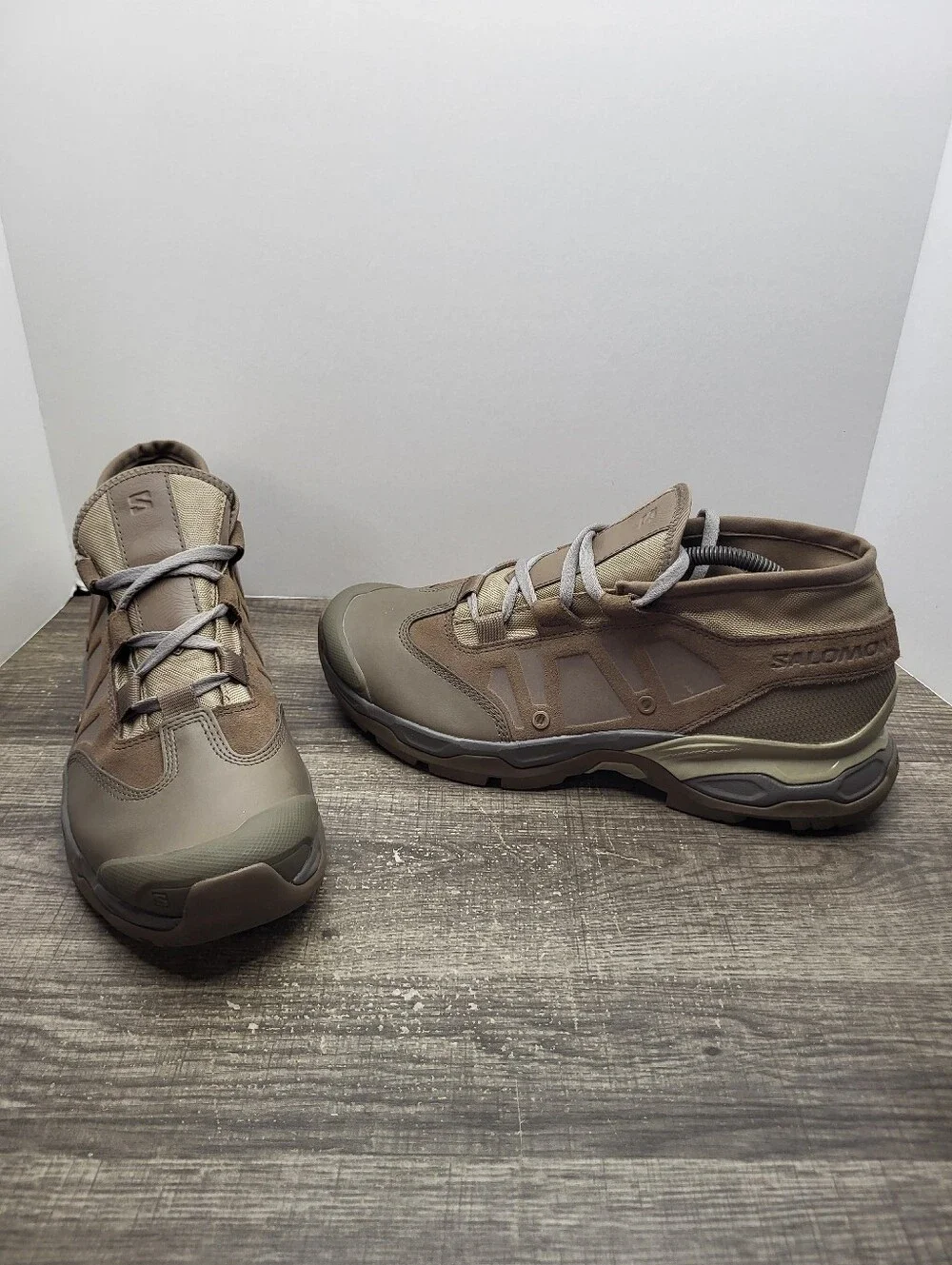 Salomon Jungle Ultra Advanced Low Vintage Khaki Hiking Boots Mens Size 10